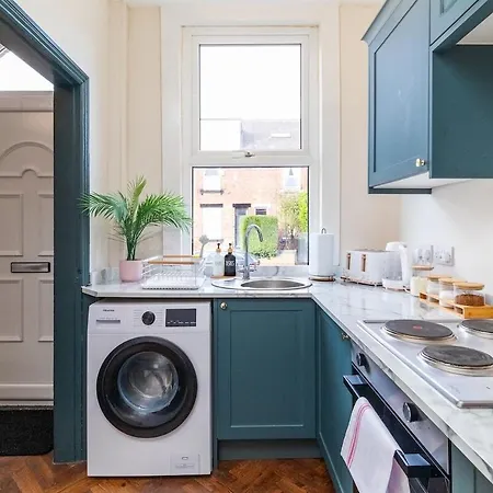 Spacious Two Bed House in Headingley Сasa de vacaciones *